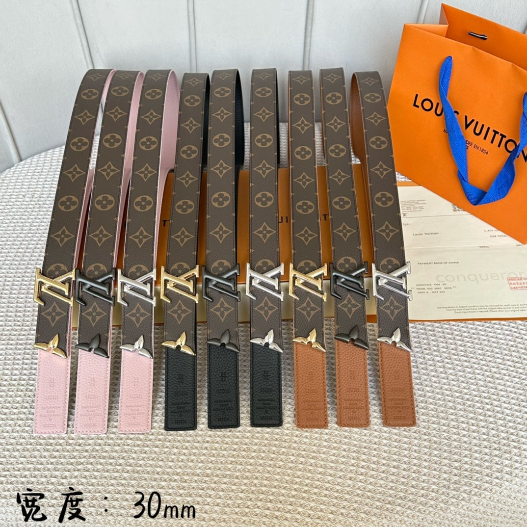 PRETTY LV 30MM REVERSIBLE BELT IN BLACK CALFSKIN GOLD HARDWARE