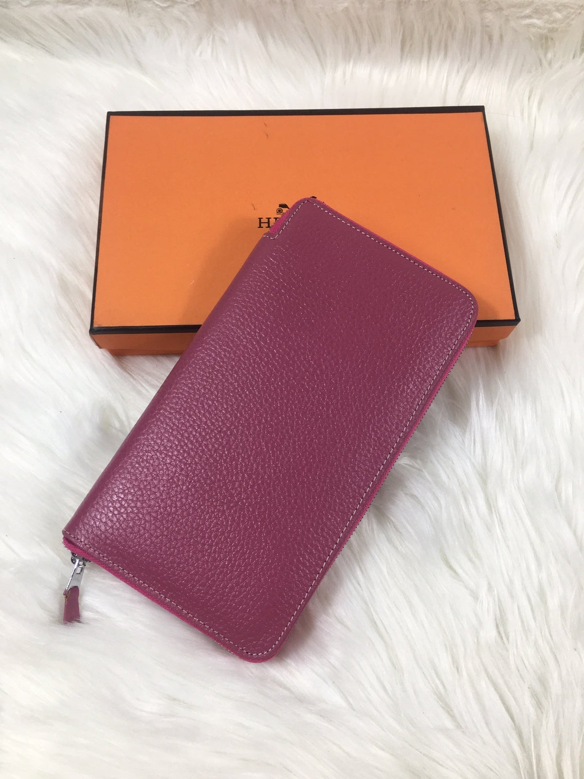 HM Silk'in Classic Wallet 20 Burgundy Grained Calfskin