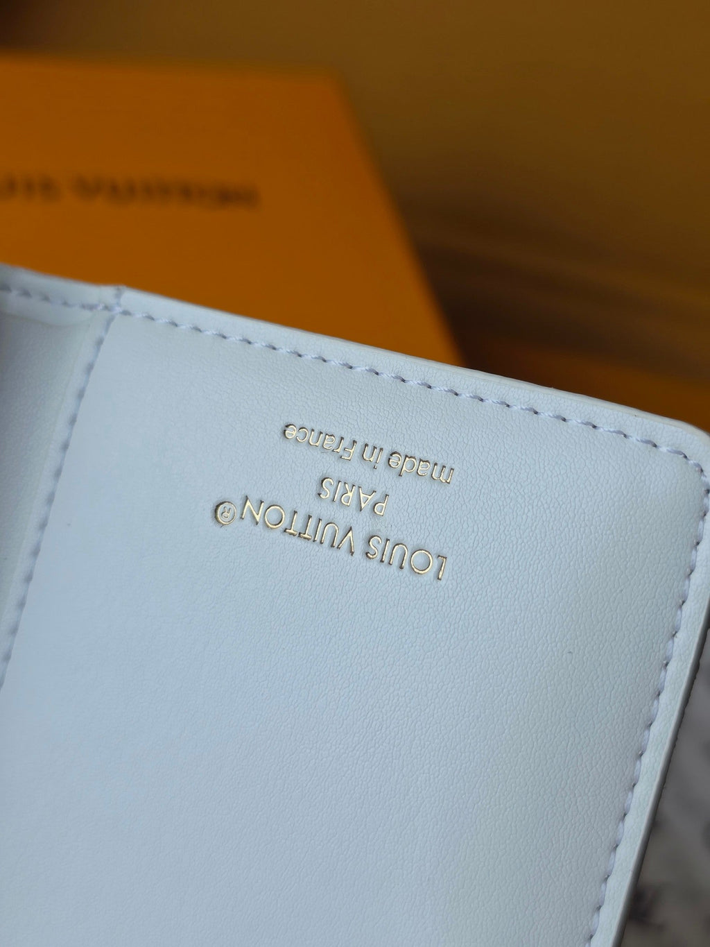 M25601 Lou Wallet 11.5cm Dream Beige Monogram Embossed Lambskin- Light GHW