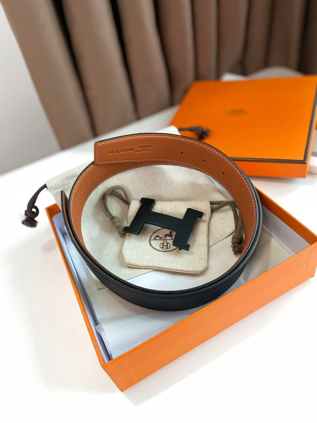 HM CONSTANCE BELT BUCKLE & REVERSIBLE GINGER ORANGE AND BLACK LEATHER STRAP 38MM