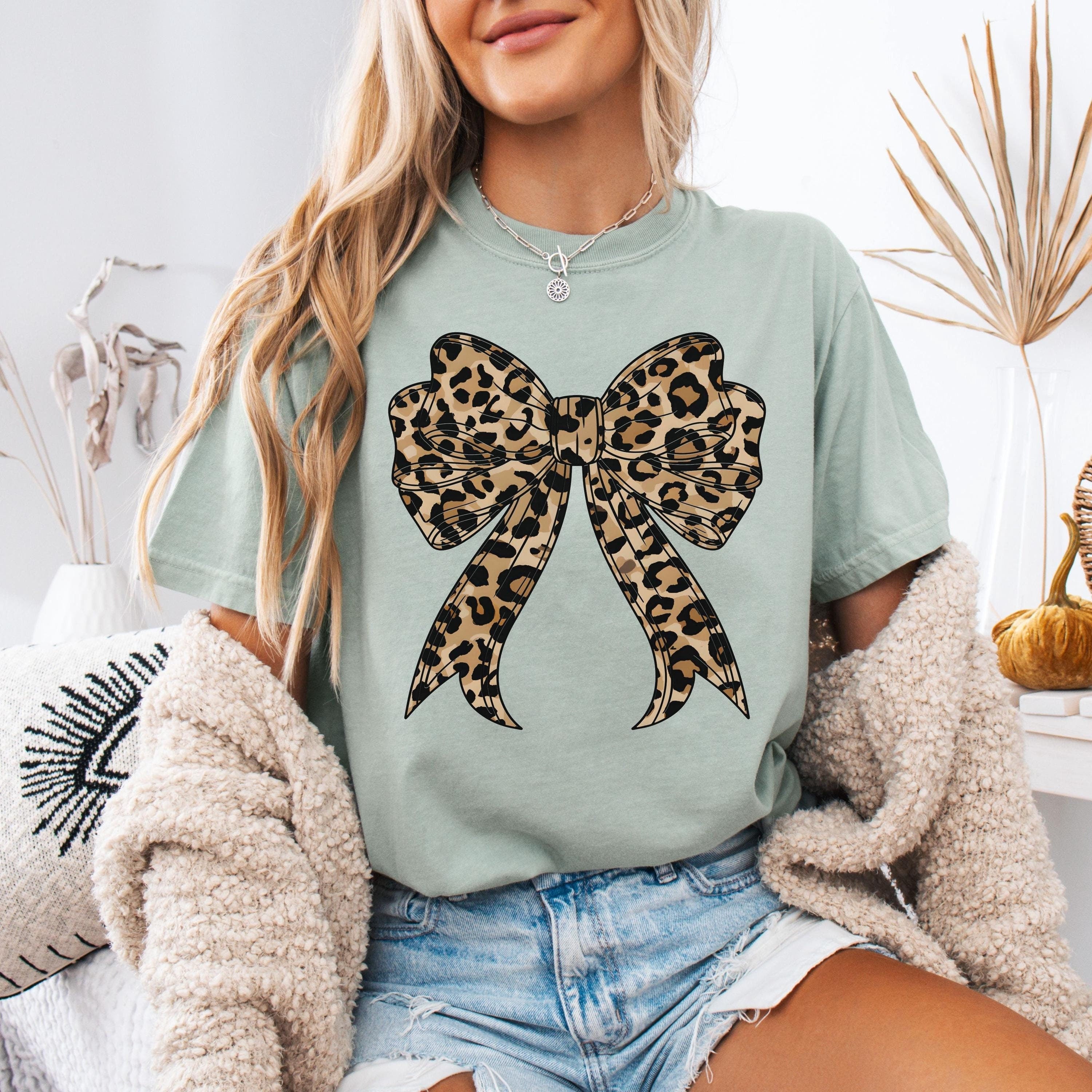 Comfort Colors® Leopard Bow Shirt, Women's Leopard Print Coquette TShirt, Animal Print Trendy Aesthetic Oversized Tee, Cheetah Print Gift