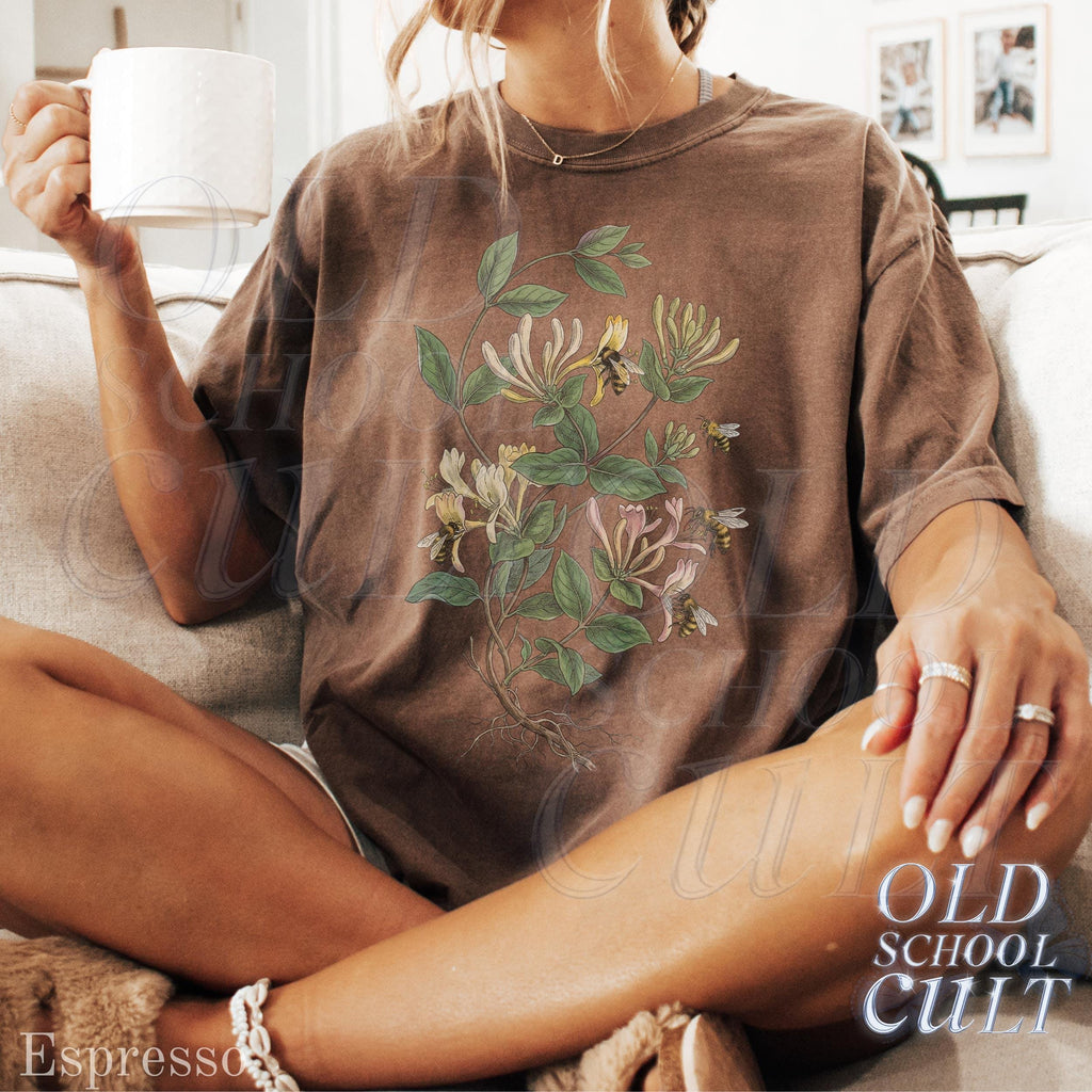 Vintage Honeysuckle Flower Bee 90s Graphic Tshirt, Retro Comfort Colors® Garden Plant Unisex Shirt
