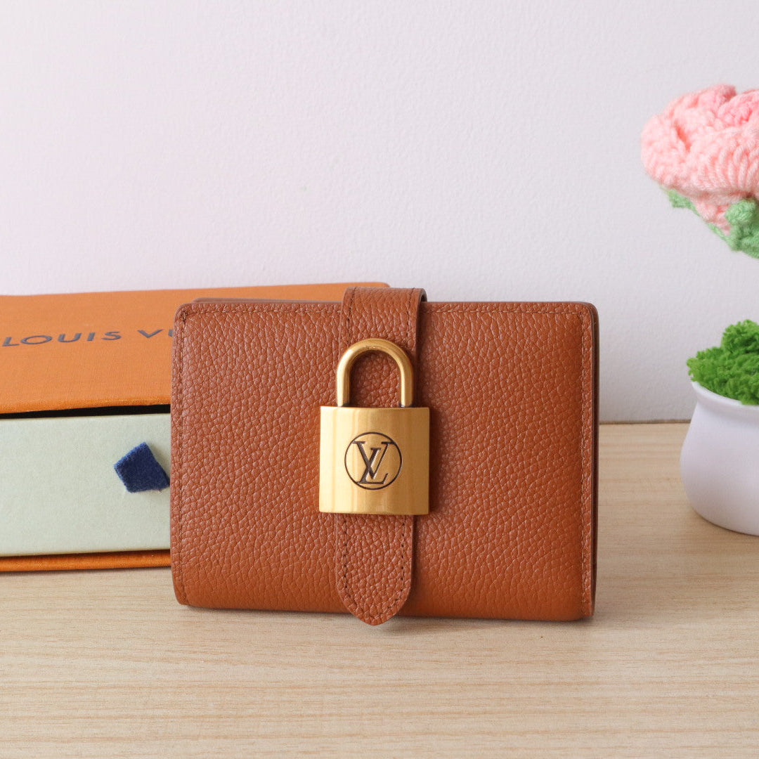 LV Portfoille Locky Wallet Brown in Cowhide 287575