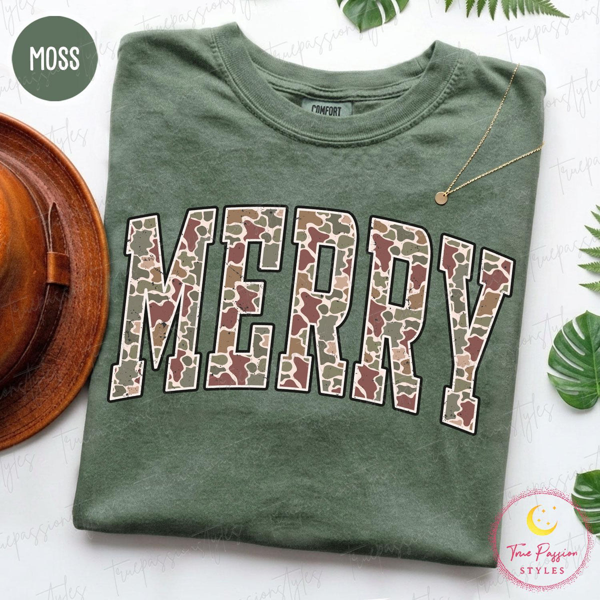 Camo Merry Christmas Sweatshirt, Holiday Xmas Gift, Retro Merry Shirt, Festive Holiday Sweater, Womens Christmas Vibes Outfit S074346
