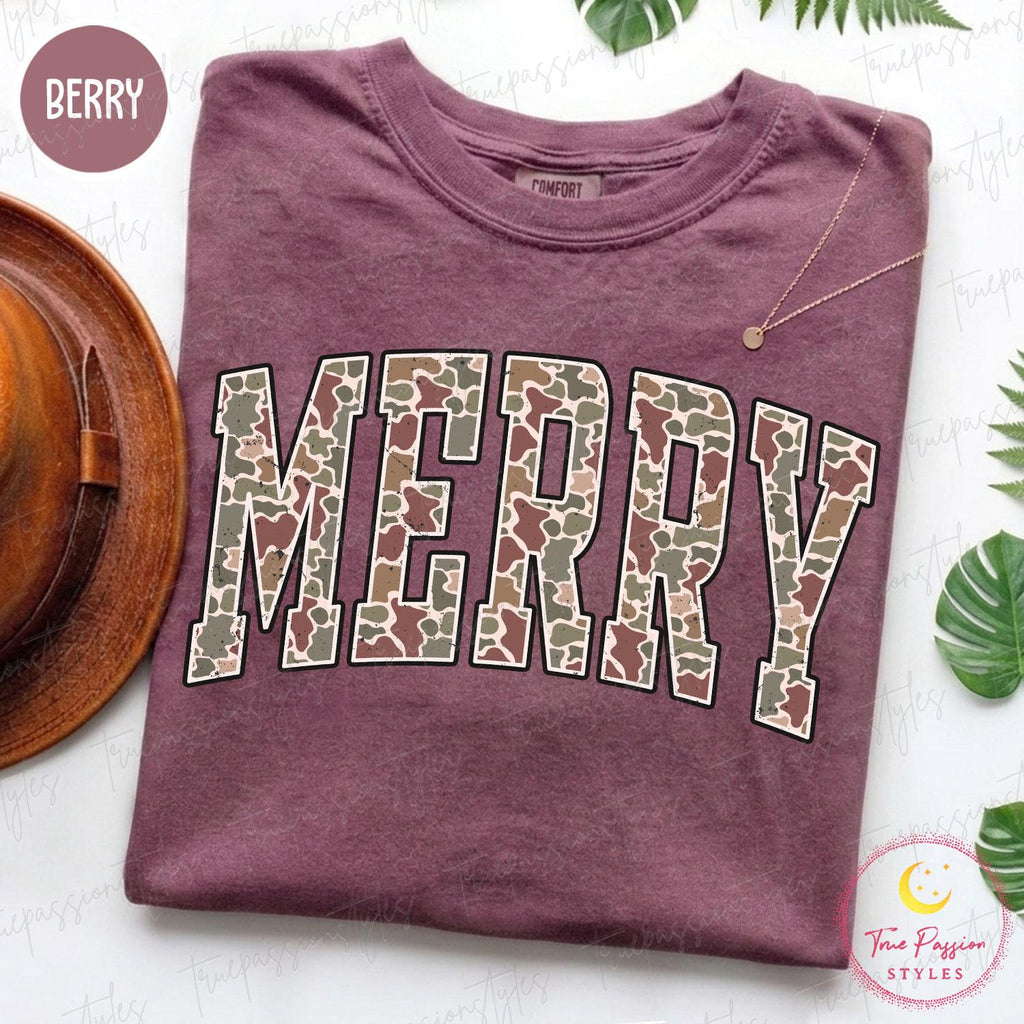 Camo Merry Christmas Sweatshirt, Holiday Xmas Gift, Retro Merry Shirt, Festive Holiday Sweater, Womens Christmas Vibes Outfit S074346