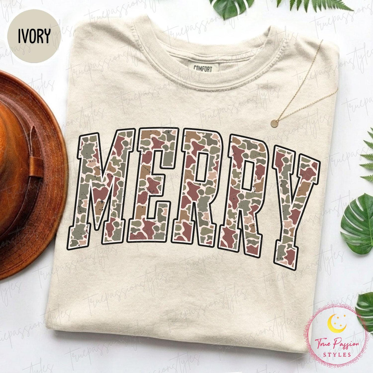 Camo Merry Christmas Sweatshirt, Holiday Xmas Gift, Retro Merry Shirt, Festive Holiday Sweater, Womens Christmas Vibes Outfit S074346