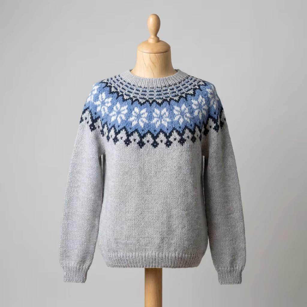 Hand-knitted wool Icelandic sweater Unisex wool sweater Hand-made soft and fuzzy christmas sweater Nordic knit pullover