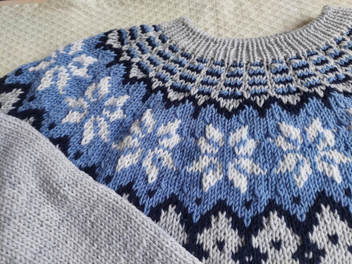 Hand-knitted wool Icelandic sweater Unisex wool sweater Hand-made soft and fuzzy christmas sweater Nordic knit pullover