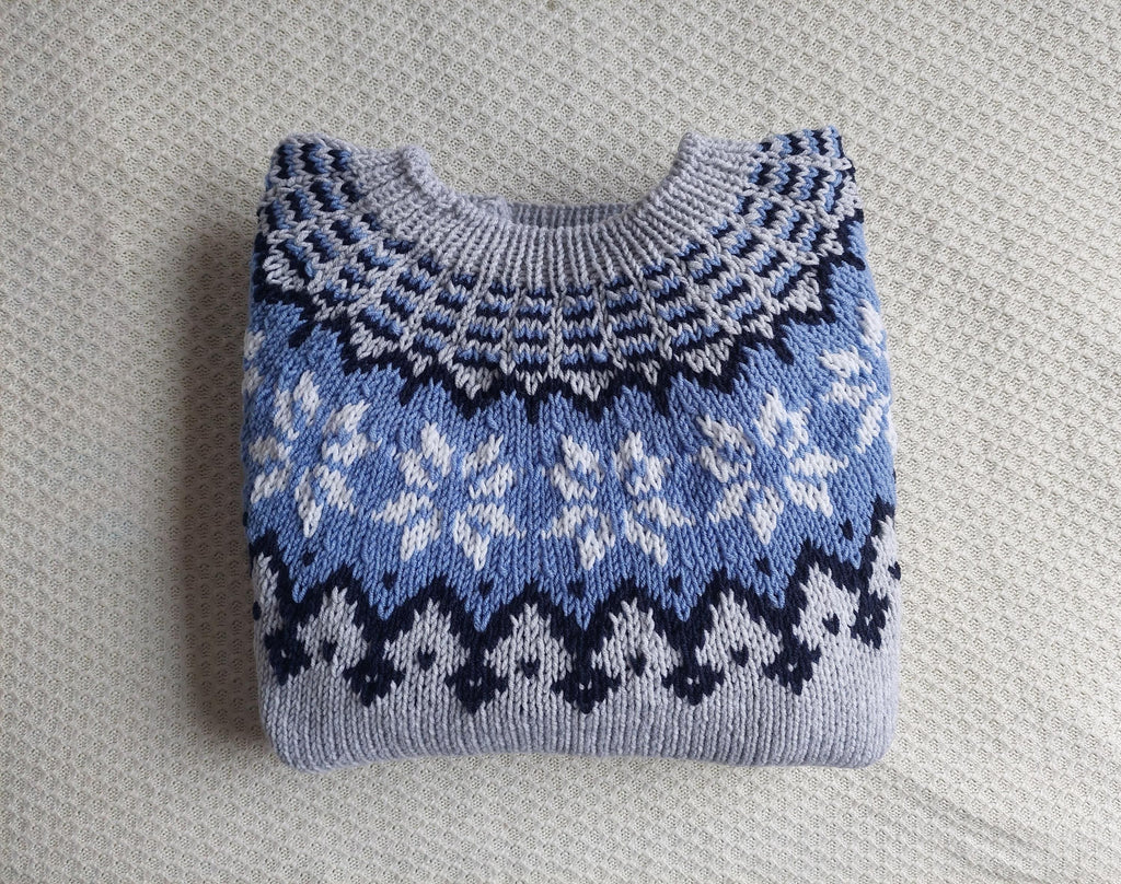 Hand-knitted wool Icelandic sweater Unisex wool sweater Hand-made soft and fuzzy christmas sweater Nordic knit pullover