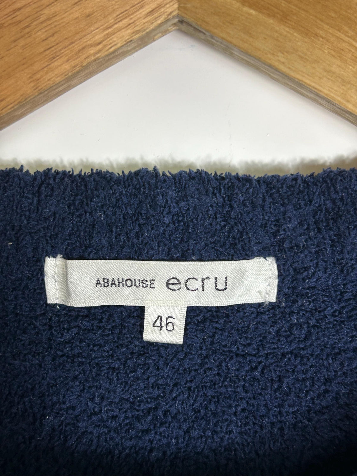 ABAHOUSE Navy NYC Boucle Knit Sweater: Fluffy Chenille Pullover (Size M)