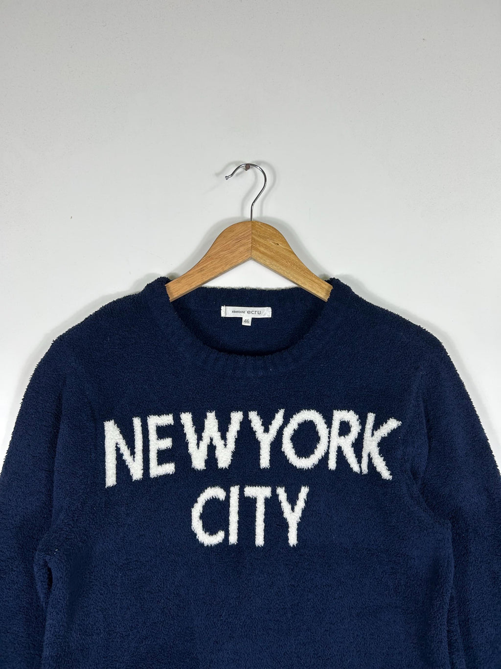 ABAHOUSE Navy NYC Boucle Knit Sweater: Fluffy Chenille Pullover (Size M)