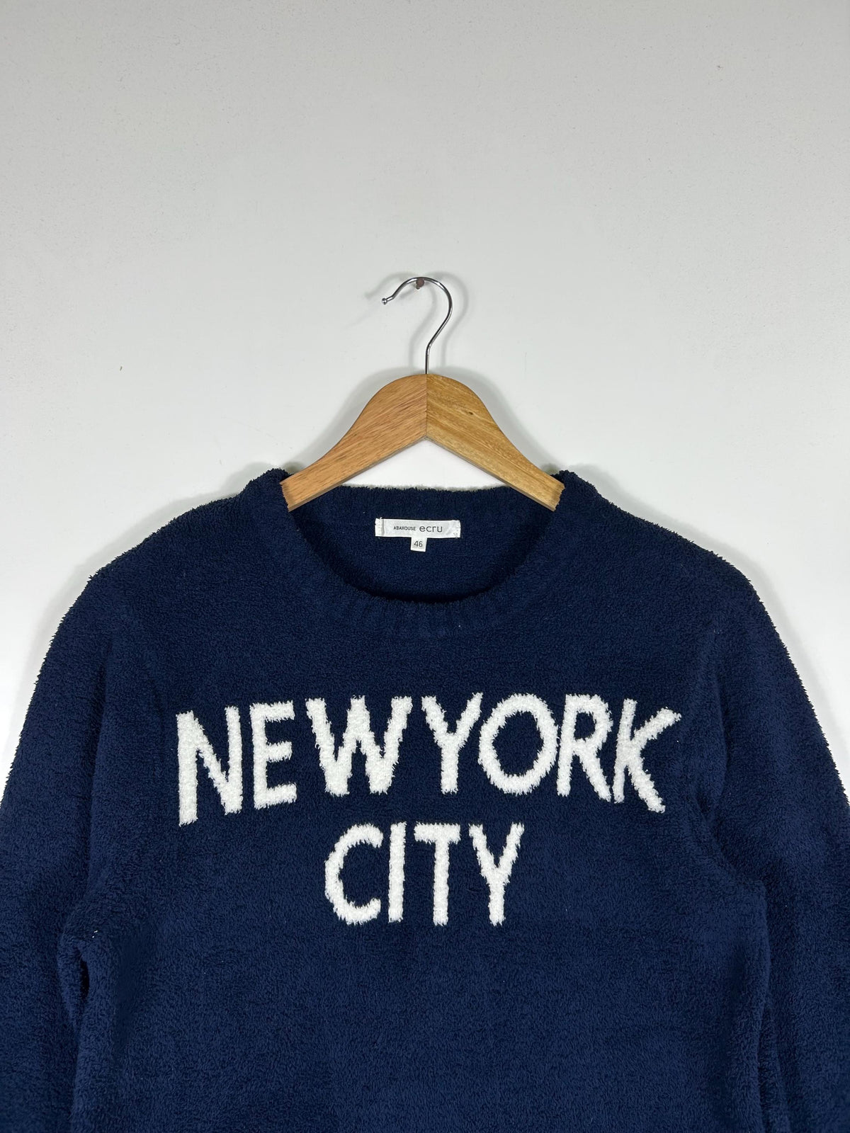 ABAHOUSE Navy NYC Boucle Knit Sweater: Fluffy Chenille Pullover (Size M)