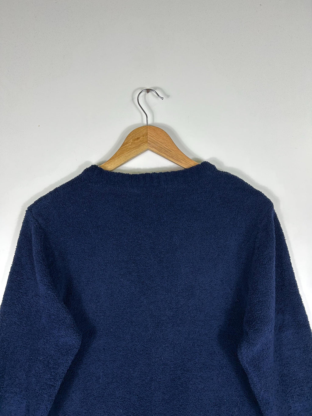 ABAHOUSE Navy NYC Boucle Knit Sweater: Fluffy Chenille Pullover (Size M)
