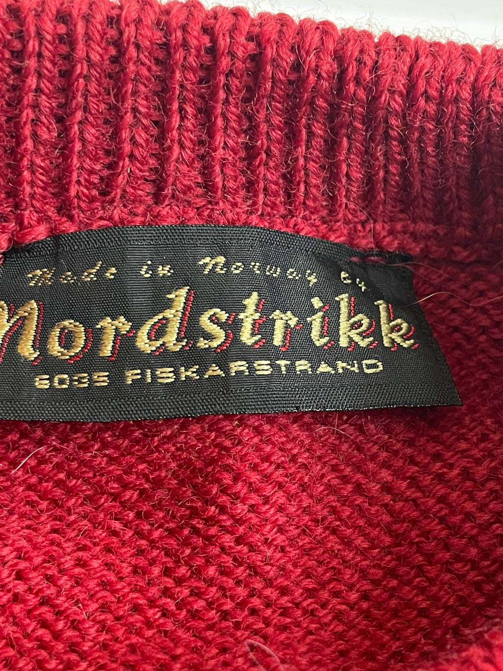 1980s Nordstrikk Wool Norwegian Cardigan. L