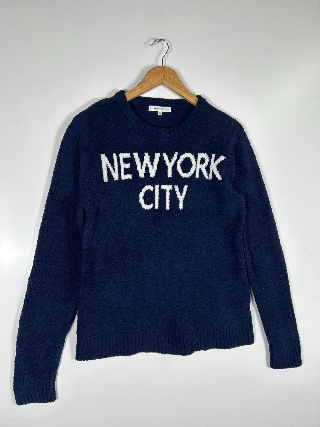 ABAHOUSE Navy NYC Boucle Knit Sweater: Fluffy Chenille Pullover (Size M)