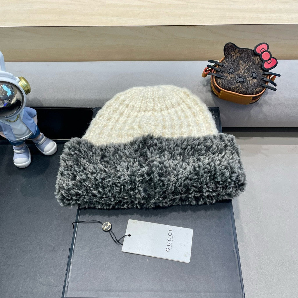 BEANIE HAT IN WHITE WOOL AND FLEECE 399546