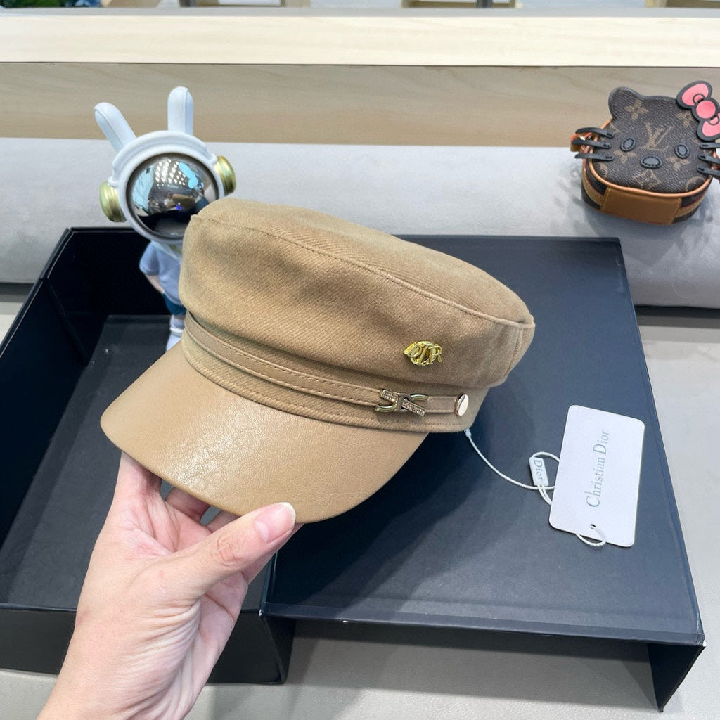 BAKER BOY HAT IN BOUTIQUE BEIGE COTTON AND LEATHER 428244