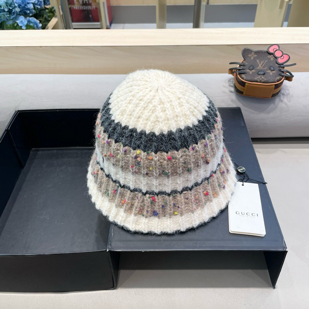 STRIPED KNITTED BUCKET HAT COLORFUL 428101