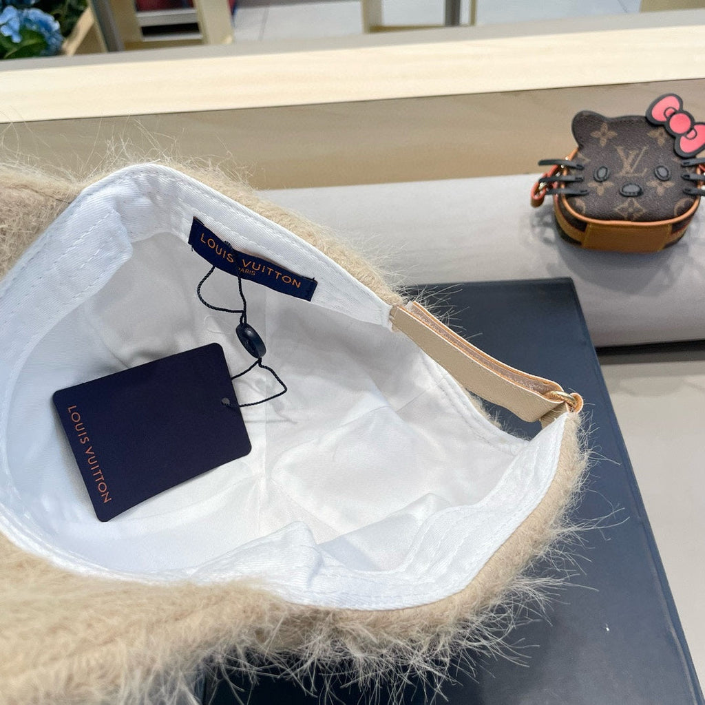 BASEBALL CAP IN BEIGE RABBIT FUR 434938