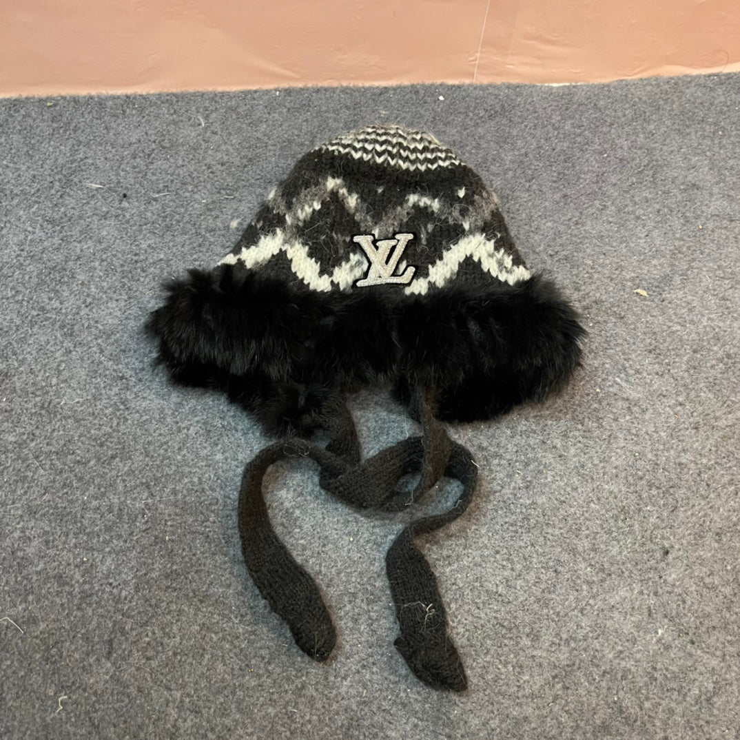 KNITTED WOOL HAT COLORFUL 436580