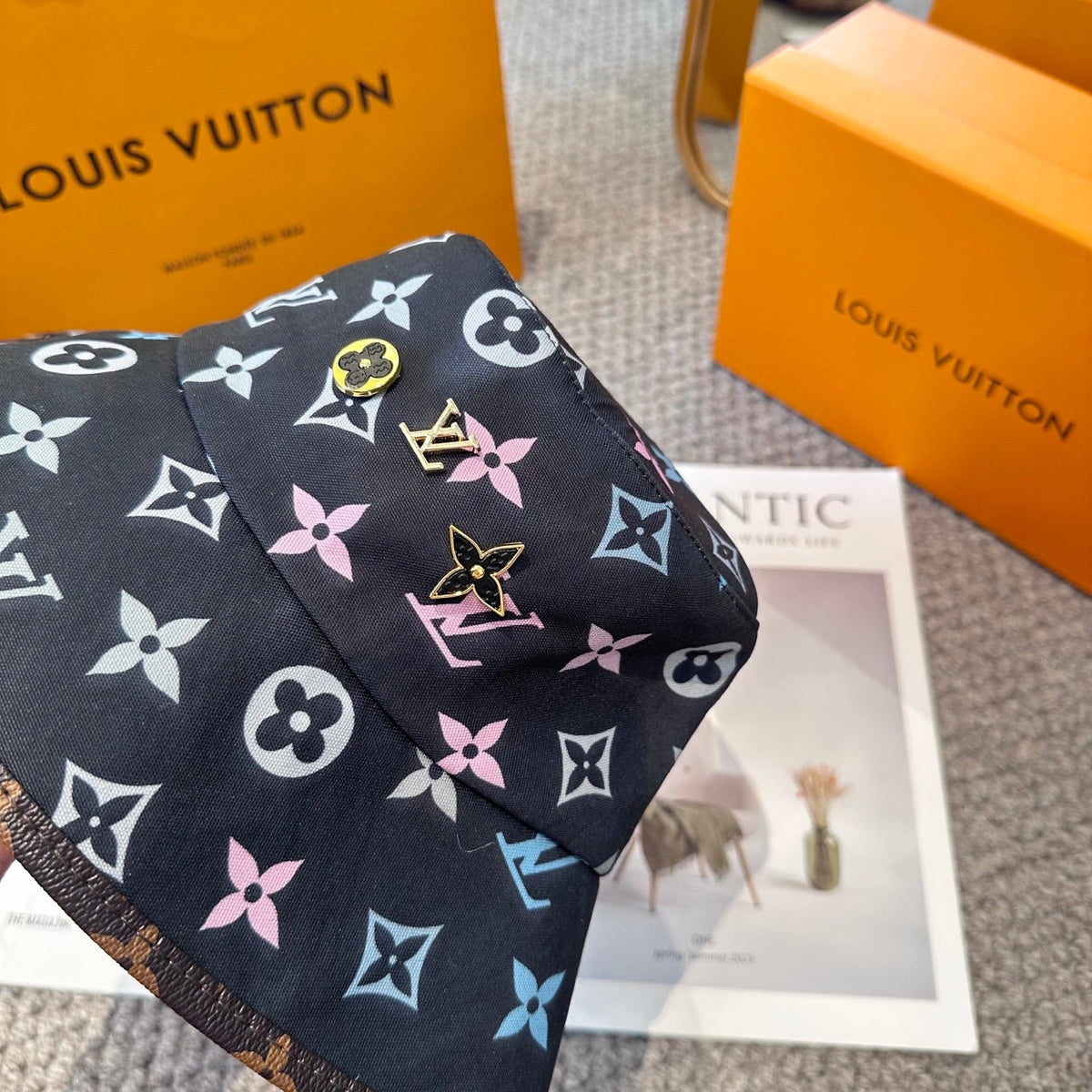 LV 26s Sun Hat Black Colorful 983655