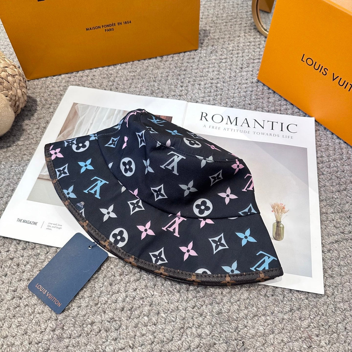 LV 26s Sun Hat Black Colorful 983655