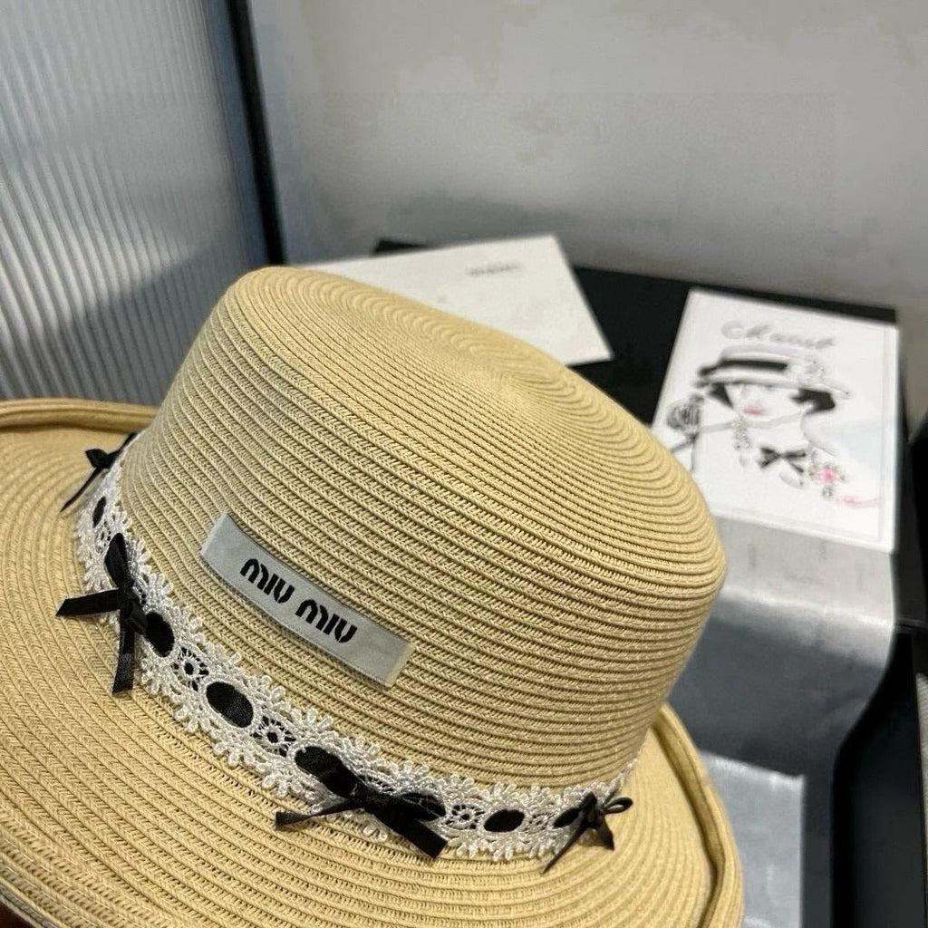MM SMALL BRIM CURVED STRAW HAT IN BEIGE